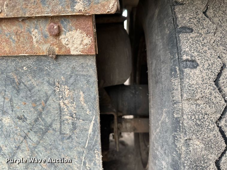 image for item EB2638 2012 MAC end dump trailer