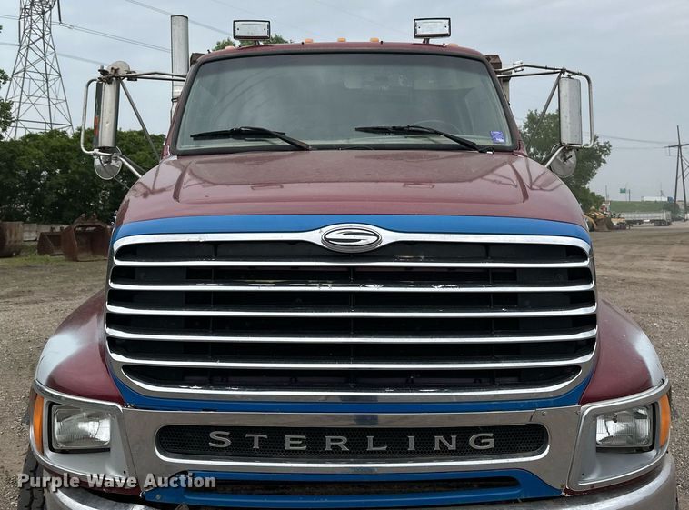 image for item EB2648 2001 Sterling LT9500 dump truck