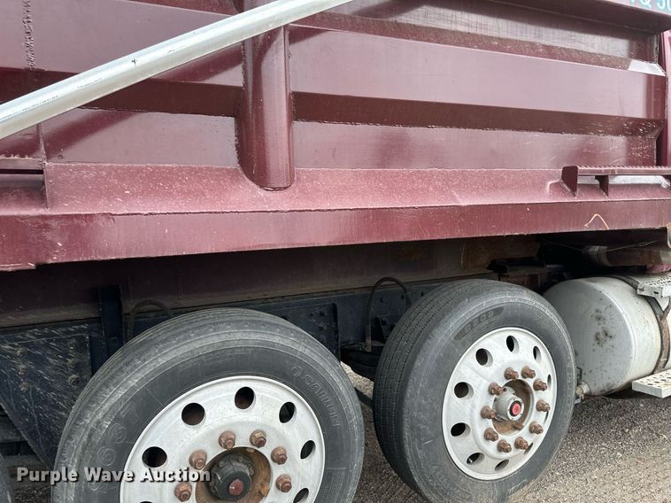 image for item EB2648 2001 Sterling LT9500 dump truck