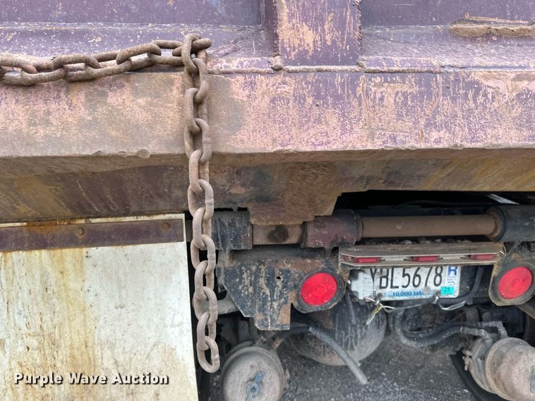 image for item EB2648 2001 Sterling LT9500 dump truck