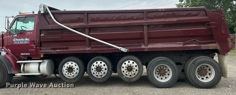 image for item EB2648 2001 Sterling LT9500 dump truck