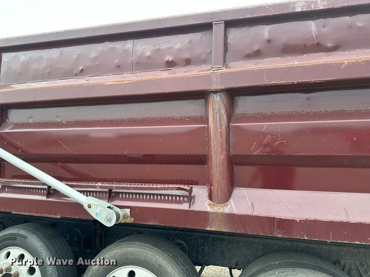 image for item EB2648 2001 Sterling LT9500 dump truck