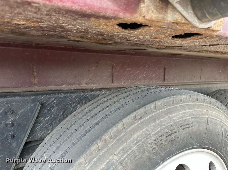 image for item EB2648 2001 Sterling LT9500 dump truck