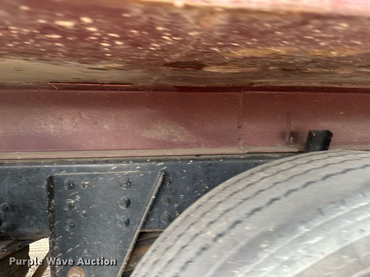 image for item EB2648 2001 Sterling LT9500 dump truck