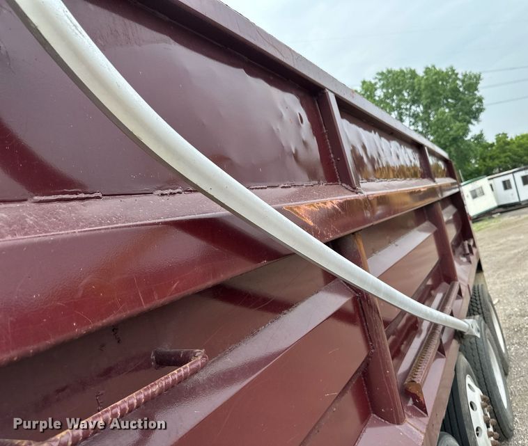 image for item EB2648 2001 Sterling LT9500 dump truck