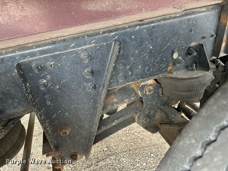 image for item EB2648 2001 Sterling LT9500 dump truck