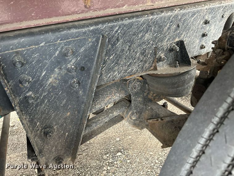 image for item EB2648 2001 Sterling LT9500 dump truck