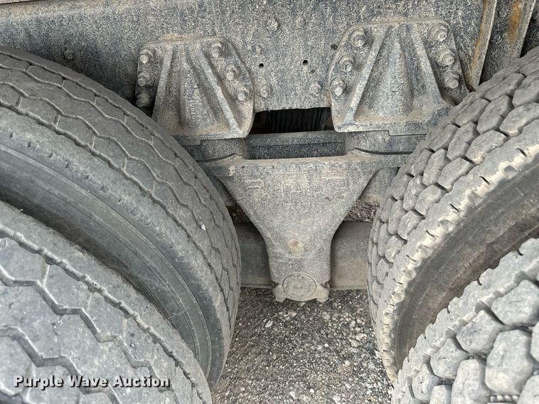 image for item EB2648 2001 Sterling LT9500 dump truck