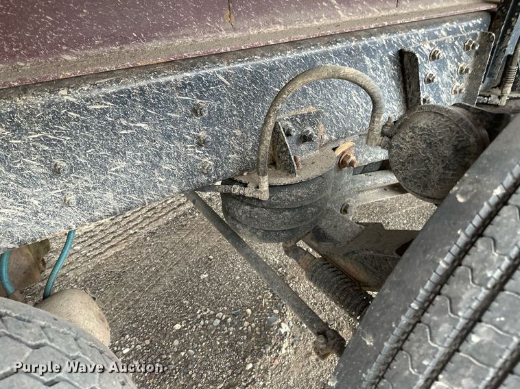 image for item EB2648 2001 Sterling LT9500 dump truck