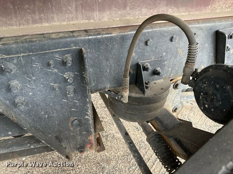 image for item EB2648 2001 Sterling LT9500 dump truck