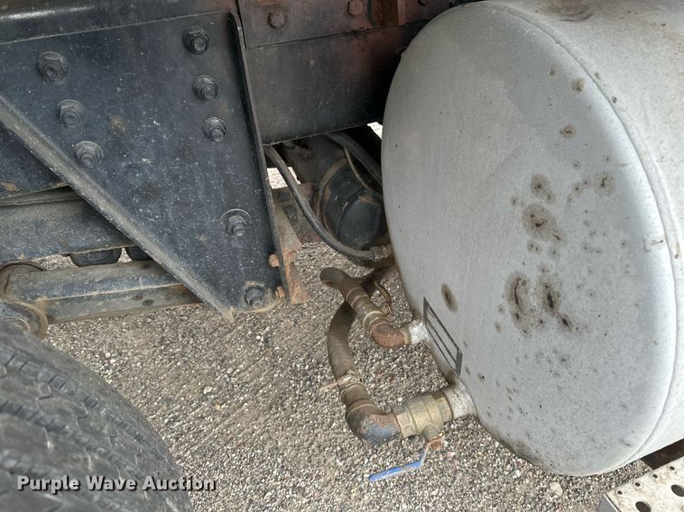 image for item EB2648 2001 Sterling LT9500 dump truck