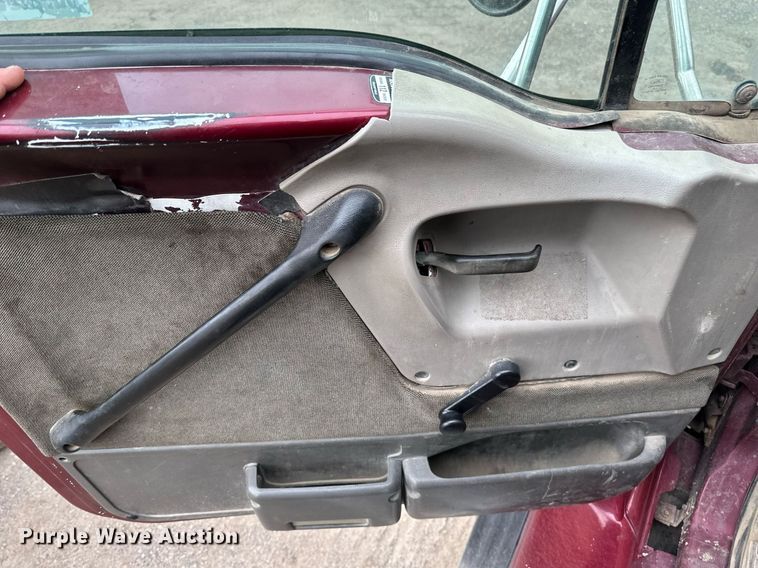 image for item EB2648 2001 Sterling LT9500 dump truck