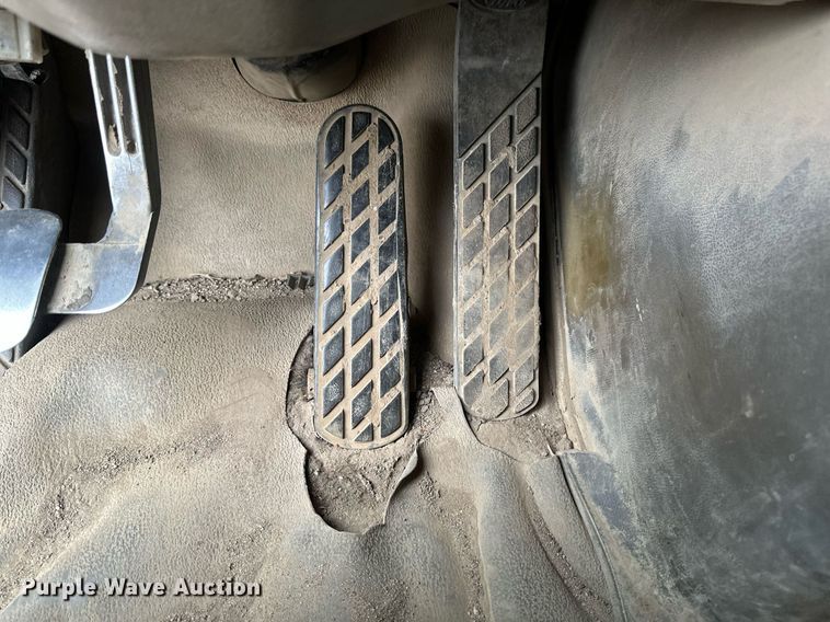 image for item EB2648 2001 Sterling LT9500 dump truck