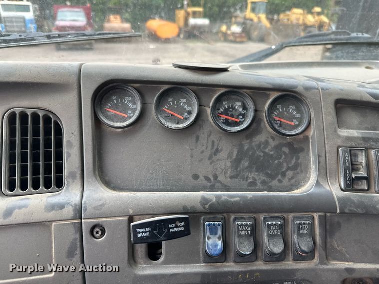 image for item EB2648 2001 Sterling LT9500 dump truck