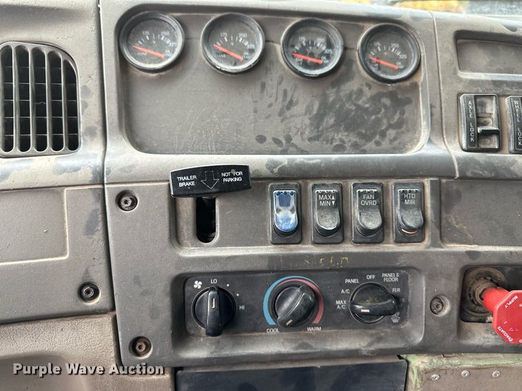 image for item EB2648 2001 Sterling LT9500 dump truck