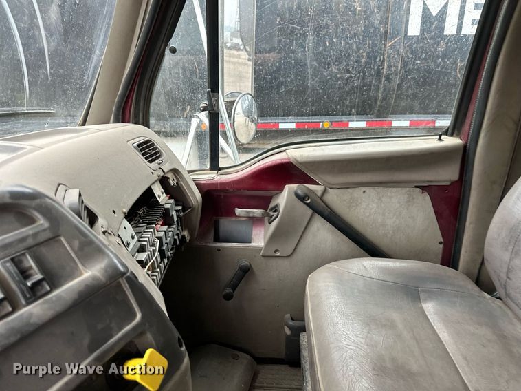 image for item EB2648 2001 Sterling LT9500 dump truck