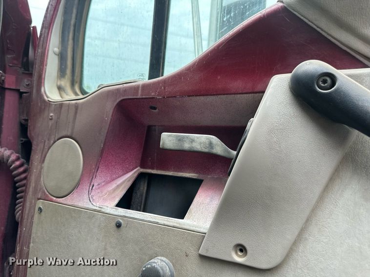 image for item EB2648 2001 Sterling LT9500 dump truck