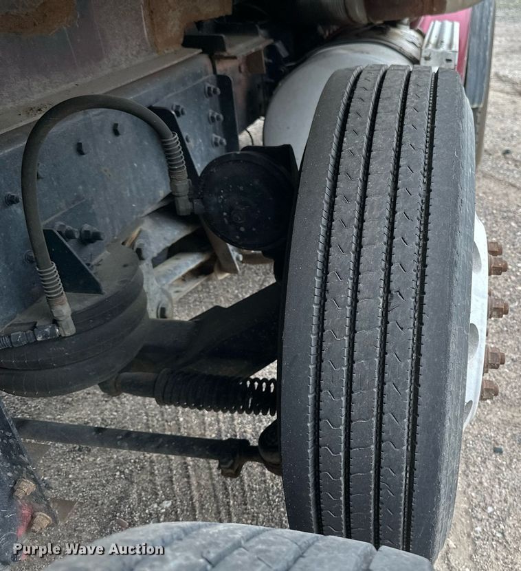 image for item EB2648 2001 Sterling LT9500 dump truck