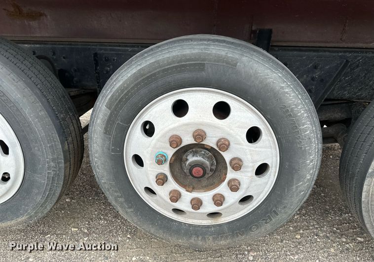 image for item EB2648 2001 Sterling LT9500 dump truck