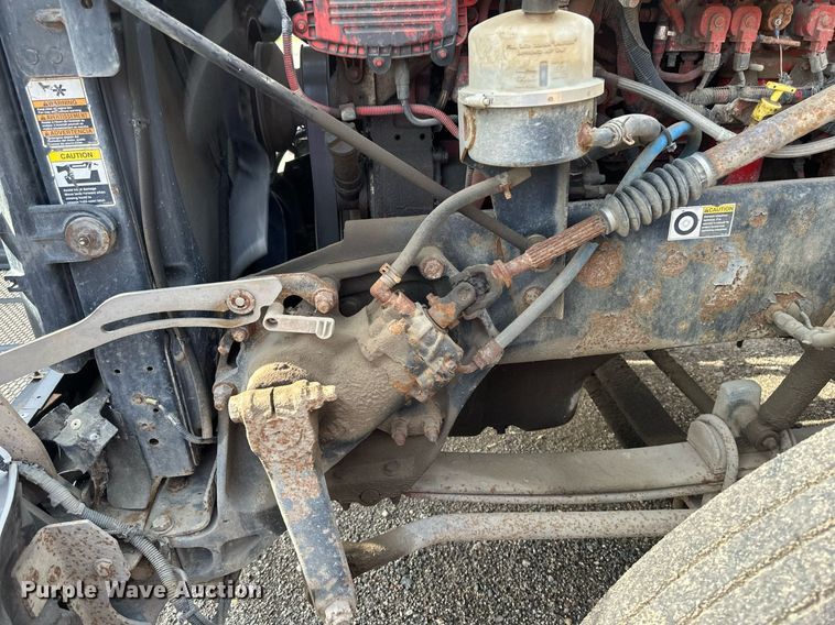 image for item EB2674 2009 Peterbilt 386 semi truck