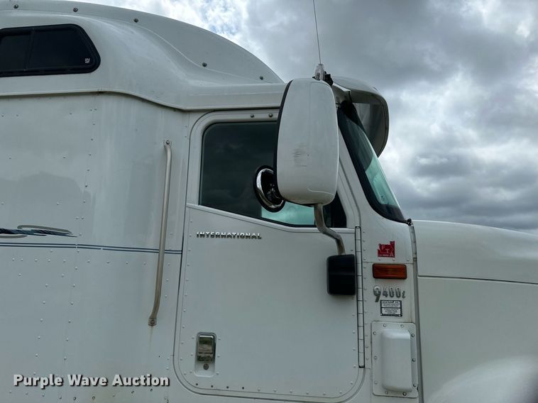 image for item EB2697 2005 International 9400I semi truck