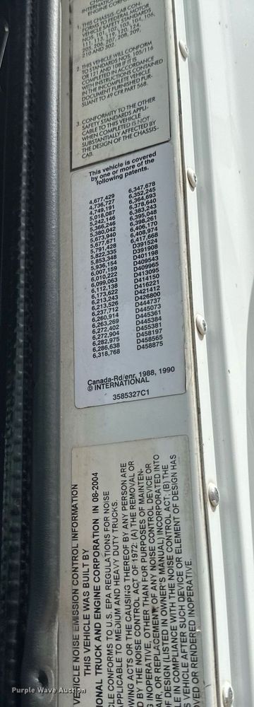 image for item EB2697 2005 International 9400I semi truck