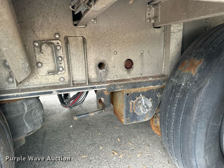 image for item EB2702 2020 Wilson AD-1080 drop deck trailer