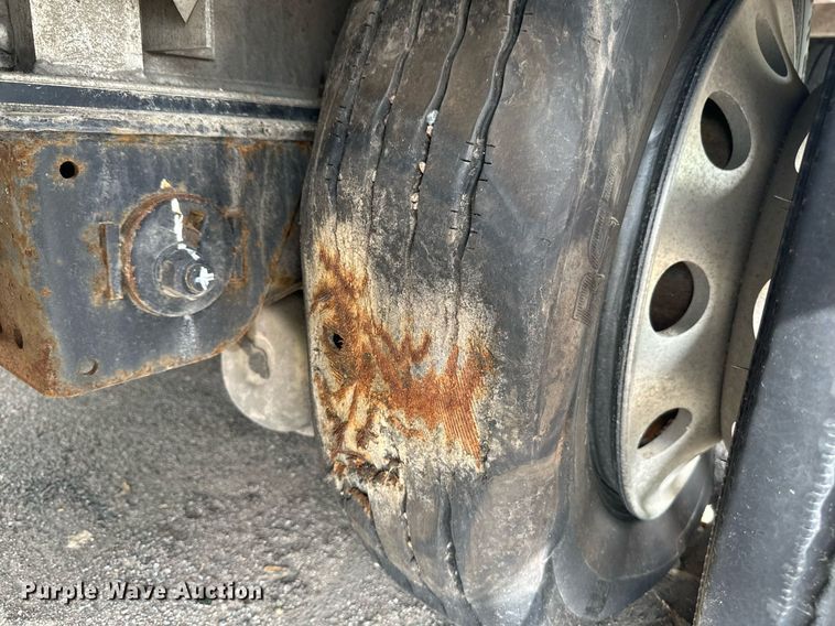 image for item EB2702 2020 Wilson AD-1080 drop deck trailer