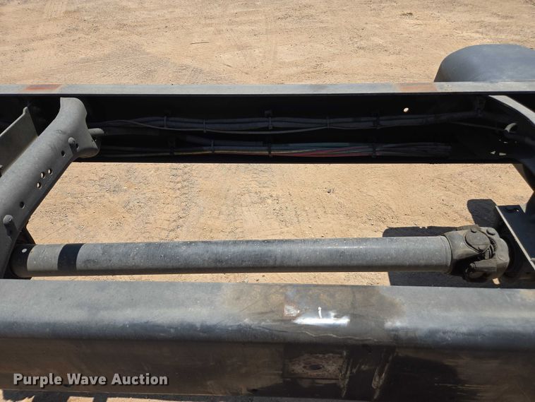 image for item EC1074 2012 Freightliner Business Class M2 truck cab and chassis