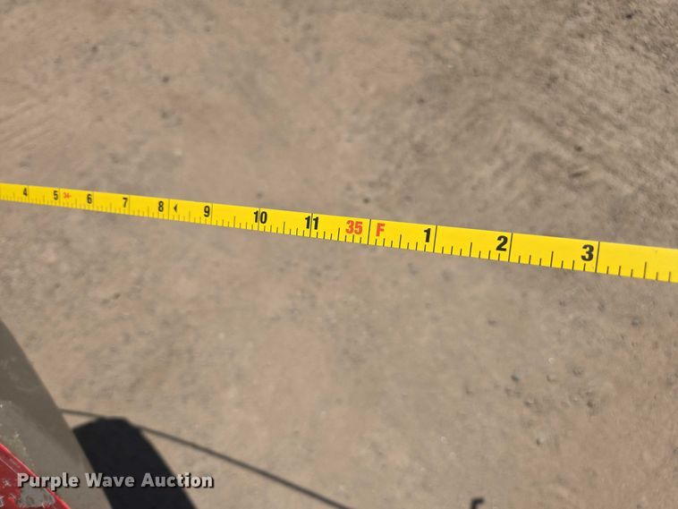 image for item EC1074 2012 Freightliner Business Class M2 truck cab and chassis