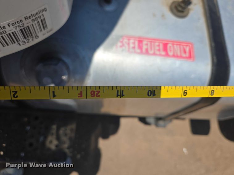 image for item EC1074 2012 Freightliner Business Class M2 truck cab and chassis