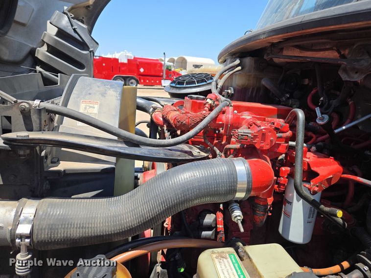 image for item EC1074 2012 Freightliner Business Class M2 truck cab and chassis