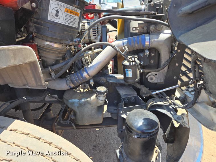 image for item EC1074 2012 Freightliner Business Class M2 truck cab and chassis