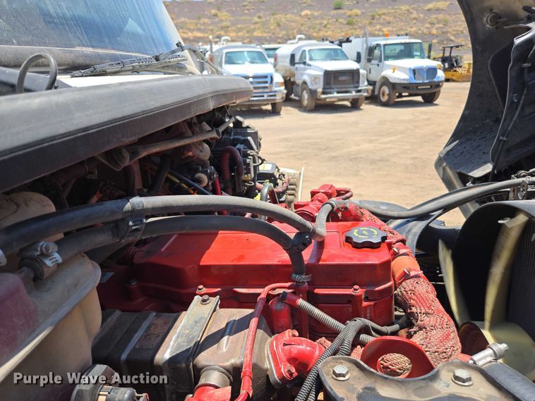 image for item EC1074 2012 Freightliner Business Class M2 truck cab and chassis