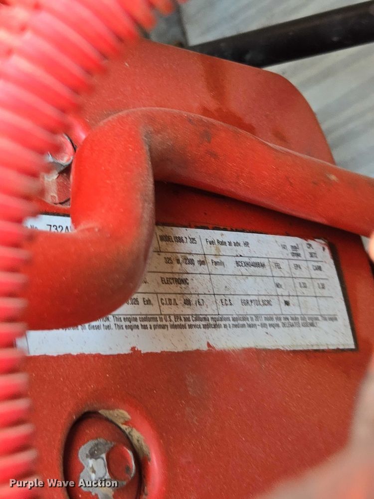 image for item EC1074 2012 Freightliner Business Class M2 truck cab and chassis