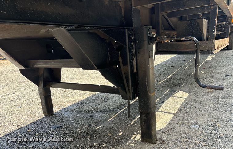 image for item EC3739 1998 Fleet Air Worldwide Inc roll-off tilt deck container trailer