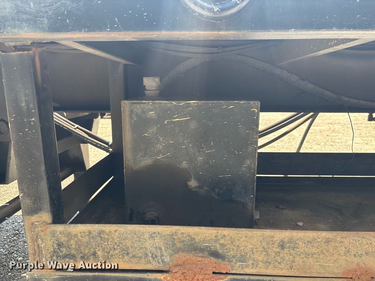 image for item EC3739 1998 Fleet Air Worldwide Inc roll-off tilt deck container trailer