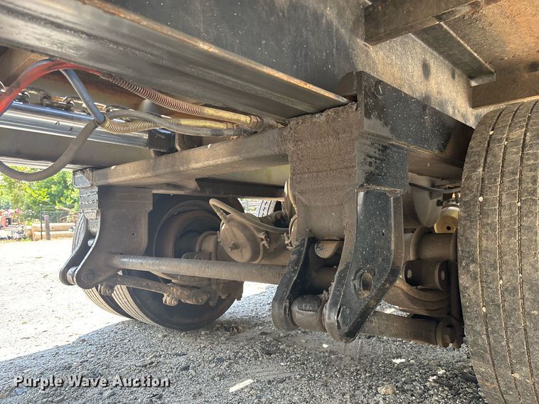 image for item EC3739 1998 Fleet Air Worldwide Inc roll-off tilt deck container trailer