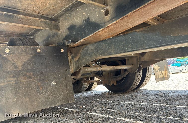 image for item EC3739 1998 Fleet Air Worldwide Inc roll-off tilt deck container trailer