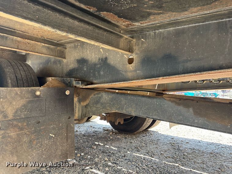 image for item EC3739 1998 Fleet Air Worldwide Inc roll-off tilt deck container trailer