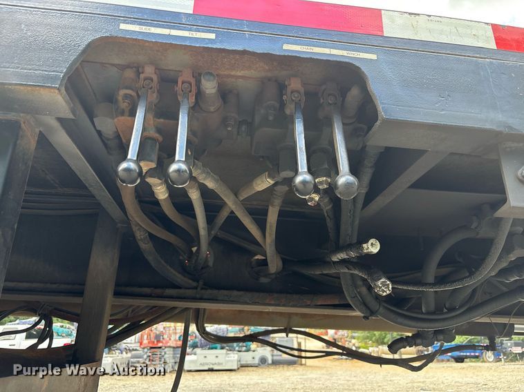 image for item EC3739 1998 Fleet Air Worldwide Inc roll-off tilt deck container trailer