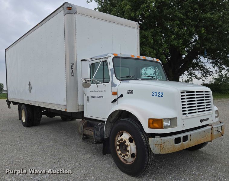 image for item EC4289 2001 International 4700 box truck
