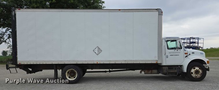 image for item EC4289 2001 International 4700 box truck