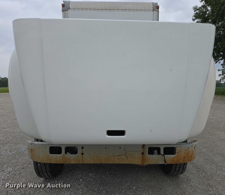 image for item EC4289 2001 International 4700 box truck