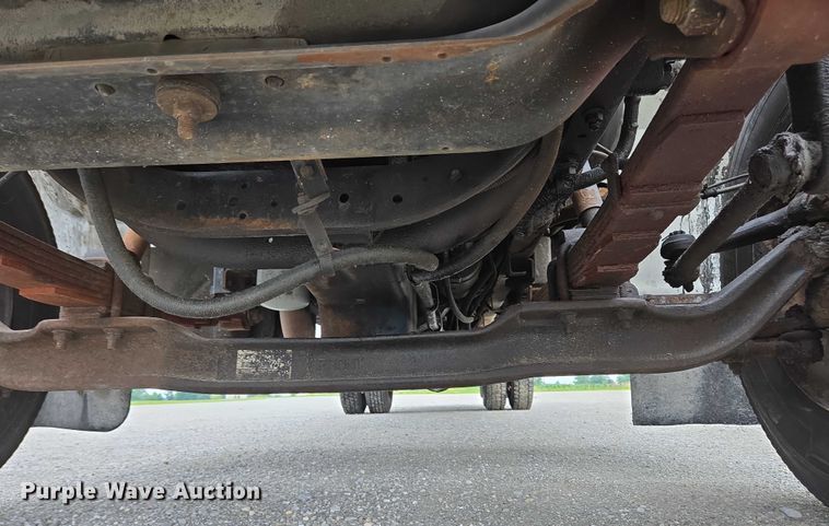 image for item EC4289 2001 International 4700 box truck