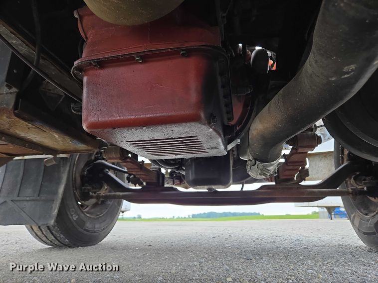 image for item EC4289 2001 International 4700 box truck