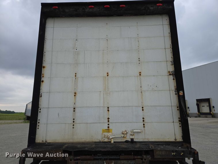 image for item EC4289 2001 International 4700 box truck