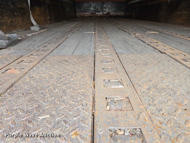 image for item EC4289 2001 International 4700 box truck