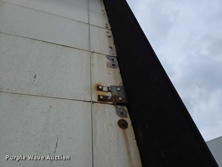 image for item EC4289 2001 International 4700 box truck