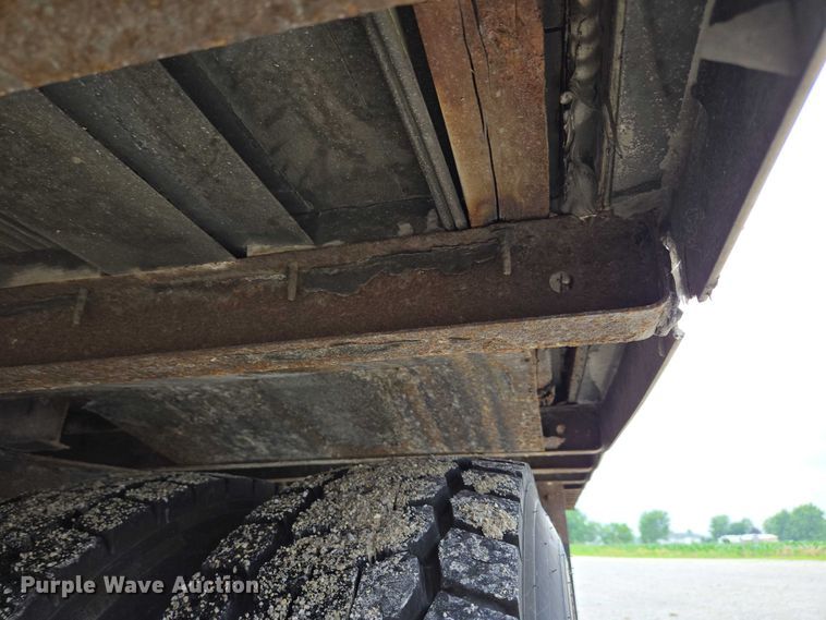 image for item EC4289 2001 International 4700 box truck